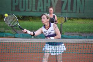 Jana Laníková s Hanou Šromovou jsou pravidelnými účastnicemi turnaje V.I.P., který je pro ně především příjemnou zábavou bez velkých ambicí.
FOTO: JANA FEILHAUEROVÁ