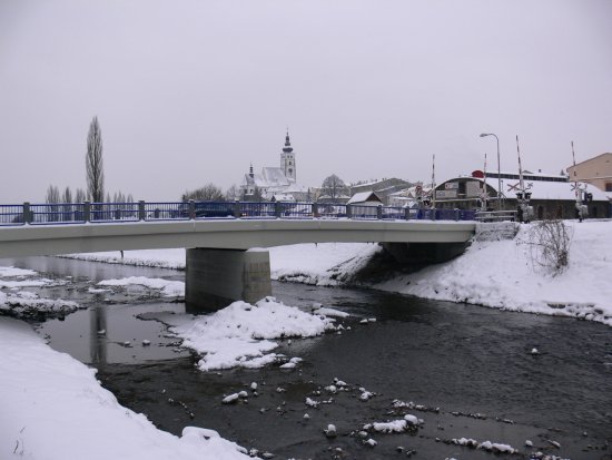 Klokočovský most je po pěti měsících opět v provozu. Během té doby prošel výraznými opravami, za něž Moravskoslezský kraj zaplatil devatenáct milionů.            
FOTO: ILONA MAZALOVÁ