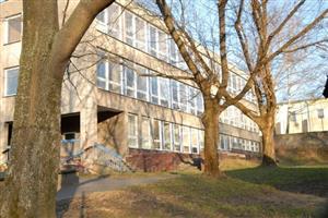 Budova Mateřské školy na ulici Krátké se letos v létě dočká zásadní rekonstrukce. Jediným kritériem při výběru stavby je cena.
FOTO: DAVID MACHÁČEK