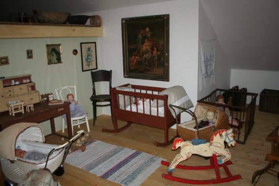 Každé zastavení vztahující se k životu na vesnici má v Muzeu venkovského života a zemědělství ve Skotnici svoje místo. Pozornost nejmladších návštěvníků přitáhnou dobové hračky.
FOTO: ARCHIV SKOTNICE