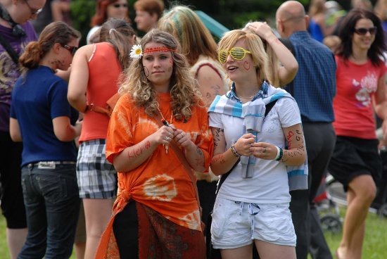 Žáci devátých tříd se se školními lavicemi loučili tradičním posledním zvoněním. Ti nejlepší z nich se navíc dočkali také ocenění od vedení města.
FOTO: DAVID MACHÁČEK