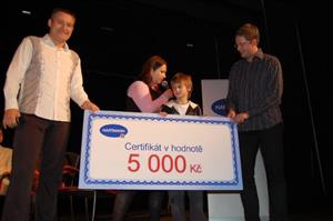 Michal Ožana ze Základní školy Emila Zátopka zvítězil ve své věkové kategorii v celostátní výtvarné soutěži pořádané ministerstvem sociálních věcí.
FOTO: JAROMÍR OŽANA