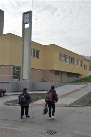 Už od úterý se v nově vybudované stravovně na ulici České rozjel běžný provoz. Slavnostní otevření jedné z největších investic města za poslední dobu je naplánováno na závěr listopadu. 
FOTO: D. MACHÁČEK