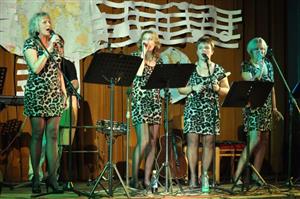 Kopřivnické vokální kvarteto STK oslavilo před zaplněným Katolickým domem pět let existence koncertem, který byl průřezem žánry a světadíly 
FOTO: DAVID MACHÁČEK