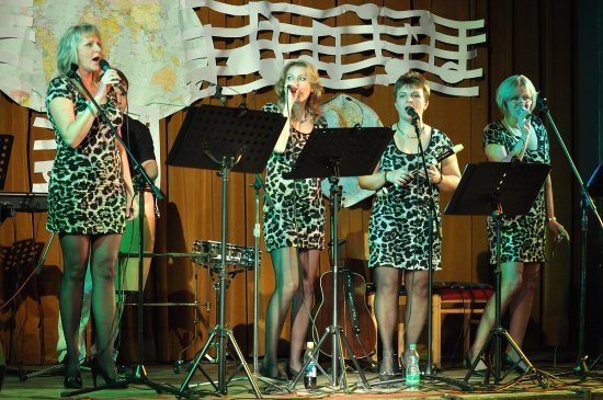 Kopřivnické vokální kvarteto STK oslavilo před zaplněným Katolickým domem pět let existence koncertem, který byl průřezem žánry a světadíly 
FOTO: DAVID MACHÁČEK