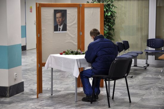 System.Linq.Enumerable+<TakeIterator>d__25`1[System.Char]