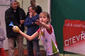 Simona Kowalíková z přípravky Lašského běžeckého klubu skončila v otrokovickém trojboji čtvrtá.
FOTO: JANA FEILHAUEROVÁ