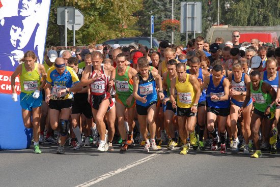 Snad i letošní jubilejní ročník hlavního závodu bude provázet babí léto. S příznivým počasím by totiž mohla vzrůst šance na překonání účastnického rekordu.
FOTO: DAVID MACHÁČEK