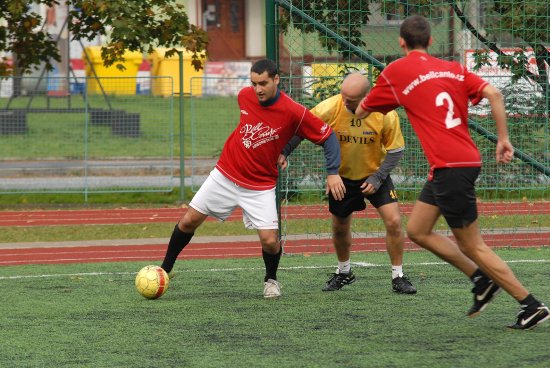 O víkendu se hrál závěrečný turnaj I. ligy KMK. Posledním ligovým kláním bude tuto sobotu kvalifikace o I. ligu KMK, v níž se střetnou celkem čtyři mužstva.
FOTO: DAVID MACHÁČEK