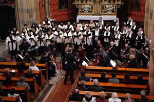 Kopřivnický komorní orchestr a novojičínský sbor Ondráš spojily síly v sérii čtyř dušičkových koncertů.
FOTO: DAVID MACHÁČEK