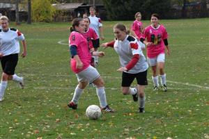 Lubina v nedělním 12. kole MS divize porazila jasně Trojanovice-Bystré. Na kontě tak má za celý podzim zatím jen dvě porážky, a to od Havířova a Stachovic.
FOTO: DAVID MACHÁČEK