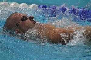 Ivan Pilát se v Kuvajtu na Policejním mistrovství světa v plavání s kolegy umístil ve štafetě 4 x 100 m na 4. místě a v jednotlivcích byl pátý a šestý.
FOTO: ARCHIV