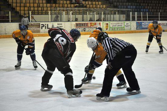 Sobotní zápas Kopřivnických s týmem Rožnova pod Radhoštěm byl vítěznou generálkou na první kolo play-off krajské ligy.
FOTO: JANA FEILHAUEROVÁ