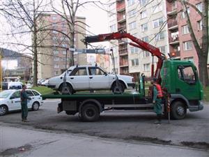 V rámci letošního jarního čištění ulic bylo sice odtaženo méně vozů než v minulosti, ale i tak bylo přemístěno víc jak čtyřicet automobilů.
ILUSTRAČNÍ FOTO: DAVID MACHÁČEK