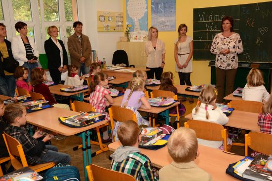 Se zahájením nového školního roku začala na ZŠ Lubina také nová éra, ve které se děti budou učit nový typ písma.
FOTO: DAVID MACHÁČEK