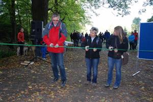 Minulou sobotu byla slavnostně otevřena zrekonstruovaná a inovovaná Lašská naučná stezka. Ta má být díky novému pojetí atraktivnější pro děti.
FOTO: DANA HOĎÁKOVÁ