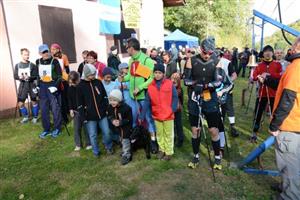 Na start letošního Everestu se postavilo zhruba 120 účastníků. Nejvyšší horu světa symbolicky pokořilo deset z nich.
FOTO: DAVID MACHÁČEK