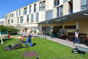 Kopřivničtí zastupitelé, ale i zástupci zdejších seniorů navštívili domov pro seniory v dolnorakouském Grafenwörthu.
FOTO: DAVID MACHÁČEK