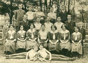 Odbočka T. J. Sokol Štramberk v Kopřivnici v roce 1912.
FOTO: ARCHIV MUZEUM FOJTSTVÍ