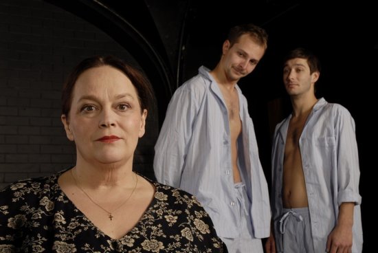 Pražské Divadlo v Řeznické uvede dnes večer na jevišti kopřivnického kulturního domu provokativní tragikomedii Zlomatka v titulní roli s Jitkou Smutnou.
FOTO: ARCHIV