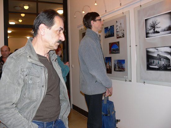 Na autorské výstavě v Galerii v radnici se až do května představí svou tvorbou čtrnáct členů Fotoklubu Příbor. 
FOTO: ILONA MAZALOVÁ