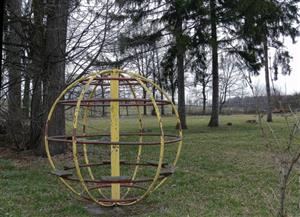 Pozemek, jehož odkoupení Klokočovští požadují po Příboru, aby mohl být plně využíván místními jako hřiště, byl před třemi roky odhadnut na 3,4 milionu korun.
FOTO: ILONA MAZALOVÁ