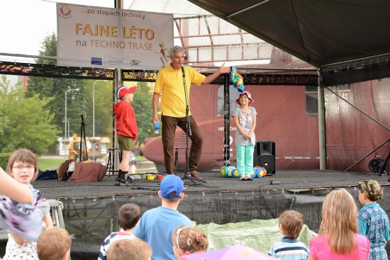 System.Linq.Enumerable+<TakeIterator>d__25`1[System.Char]