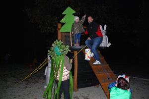 V rámci zavírání Pohádkové zahrady Mateřské školy na ulici Francouzské děti plnily různé úkoly vycházející z pohádky O perníkové chaloupce.
FOTO: DANA HOĎÁKOVÁ