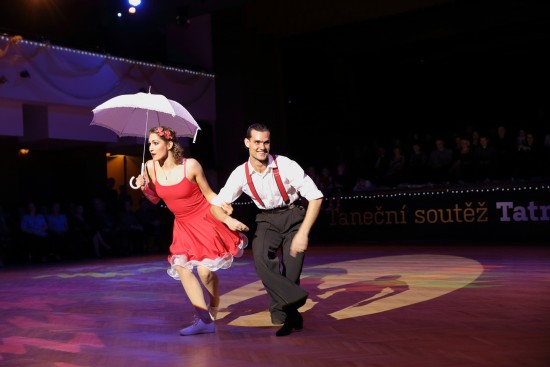 Kromě samotné soutěže ve standardních a latinskoamerických tancích nabídla letošní Tatra také tradičně velmi nabitý doprovodný program.
FOTO: LADISLAV MÁCHA