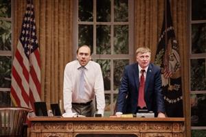 Satirickou komedií Listopad s Michalem Dlouhým v hlavní roli bude dnes večer pokračovat série divadelního předplatného Kulturního domu Kopřivnice.
FOTO: I. CHMELA, DIVADLO ABC