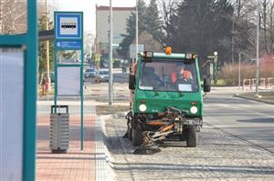 Prostory v centru města začne Slumeko čistit příští víkend. Už na přelomu měsíce projely čisticí stroje všechny páteřní chodníky v Kopřivnici.
ILUSTRAČNÍ FOTO: DANA HOĎÁKOVÁ