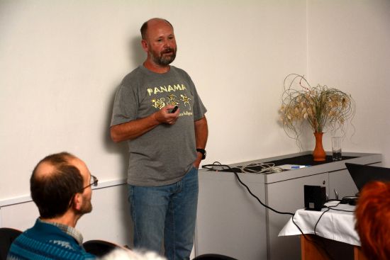 Cestovatel Ivo Petr odhalil zhruba dvěma desítkám návštěvníků své přednášky tajemství, krásy i nebezpečí Tanzanie a Keni.
FOTO: DAVID MACHÁČEK