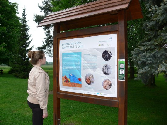 Skotnicí vede geologická stezka