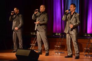 Slovenské trio La Gioia nabídlo kopřivnickému publiku popovou hudbu v netradičním „operním hávu“. Koncert připravil posluchačům i překvapení v podobě hosta.
FOTO: DAVID MACHÁČEK