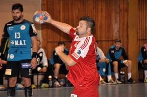 Jiří Gřes je nejzkušenějším hráčem kopřivnického házenkářského týmu a v proměňování sedmiček má letos téměř stoprocentní bilanci.                                                            FOTO: KRISTINA ČABLOVÁ