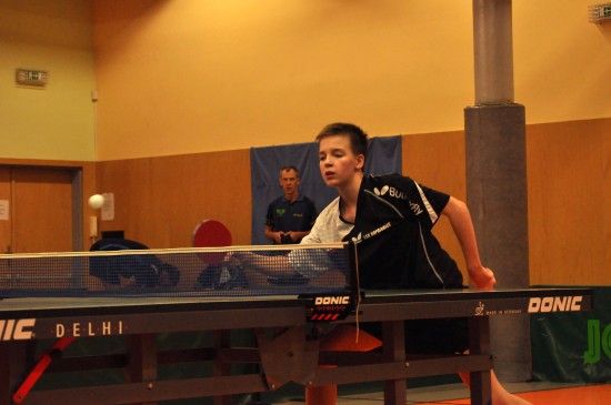 Michal Zich nejmladší měl o víkendu napilno, když nastoupil v utkáních všech tří družstev kopřivnického klubu stolních tenistů.
FOTO: KRISTINA ČABLOVÁ