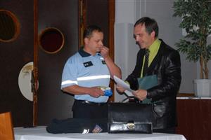 Netradiční vzdělávání varující prostřednictvím sehraných scének před nebezpečími prodejních akcí je připraveno i pro seniory z místních částí.
ILUSTRAČNÍ FOTO: DANA HOĎÁKOVÁ