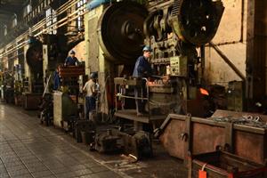 Hospodářské výsledky Taforge, kovárenské dceřiné společnosti Tatry, již nejsou záporné. Cestu k prosperitě mají urychlit investice do zařízení i zaměstnanců.
FOTO: DAVID MACHÁČEK