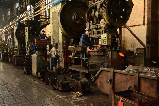 Hospodářské výsledky Taforge, kovárenské dceřiné společnosti Tatry, již nejsou záporné. Cestu k prosperitě mají urychlit investice do zařízení i zaměstnanců.
FOTO: DAVID MACHÁČEK