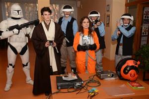 Řada návštěvníků KoprConu trávila víkendový program v Kopřivnici ve vlastnoručně vyrobených kostýmech svých oblíbených hrdinů ze sci-fi filmů.
FOTO: DAVID MACHÁČEK