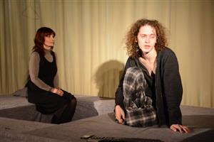 O pozornost diváků divadelního speciálu usilovali svými výkony Ljuba Krbová a Jan Battěk.
FOTO: DAVID MACHÁČEK