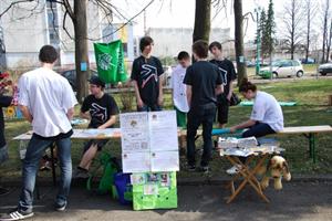 Jednou z tradičních akcí, které se konají v rámci Akčního plánu Zdravého města, je Den Země. Letos budou 22. dubna v sadu E. Beneše připraveny soutěže pro děti. 
FOTO: D. HOĎÁKOVÁ