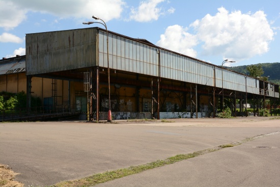 Nevyužívaný objekt bývalé slévárny poblíž vlakového nádraží je znovu zvažovaným místem pro možný přesun muzea automobilky Tatra.
FOTO: DAVID MACHÁČEK