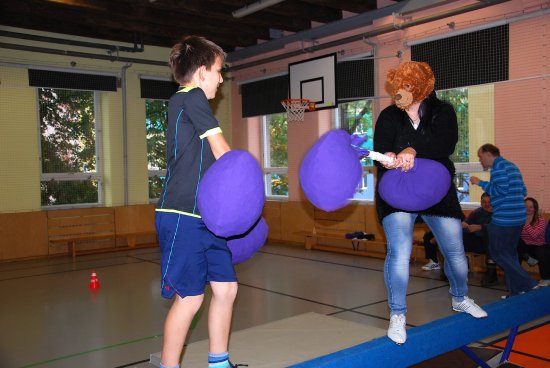 System.Linq.Enumerable+<TakeIterator>d__25`1[System.Char]