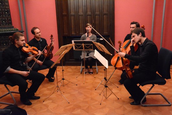 Slezské kvarteto společně s klarinetistkou Kateřinou Paškovou odehrálo v závěru koncertu ve zdejším muzeu Mozartovo kvinteto A dur.
FOTO: DAVID MACHÁČEK