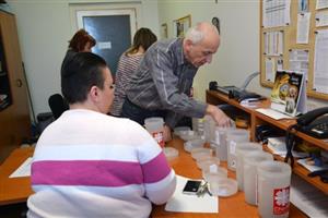 Sčítání výnosů tradiční Tříkrálové sbírky ukázalo, že lidé na Kopřivnicku přispěli přibližně o 75 tisíc korun více než vloni.
FOTO: DANA HOĎÁKOVÁ