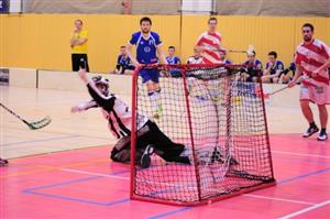 Jan Matúš v poslední minutě druhé třetiny přesně trefil pravý horní růžek brány Třebíče a poslal Kopřivnici do dvoubrankového vedení.
FOTO: KRISTINA ČABLOVÁ