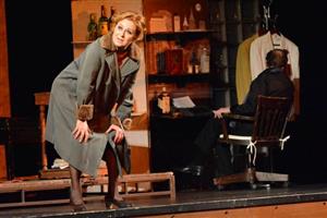 Simona Stašová a Oldřich Vízner bavili minulou neděli vyprodaný velký sál kulturního domu inscenací hry Římské noci.
FOTO: DAVID MACHÁČEK