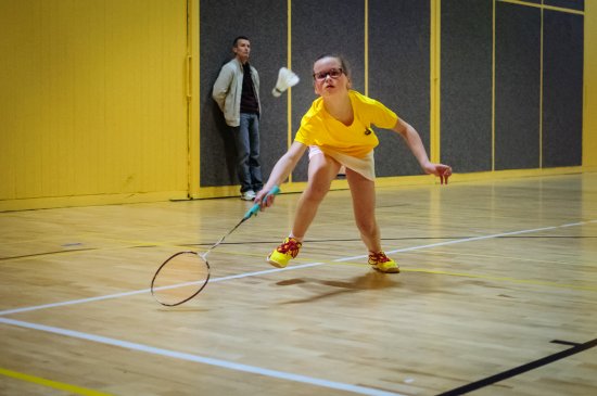 Smíšené družstvo žáků BK Kopřivnice porazilo na domácích kurtech ve druhém kole přeboru všechny tři soupeře (na fotu Anna Slívová).
FOTO: TOMÁŠ DAVID