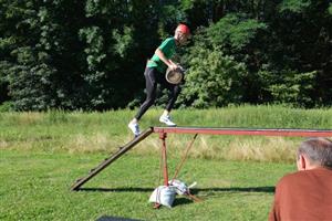 V Lubině absolvovali tři až čtyři členové z každého družstva stometrový běh s překážkami. Poté je čekaly dva požární útoky.
FOTO: DANA HOĎÁKOVÁ